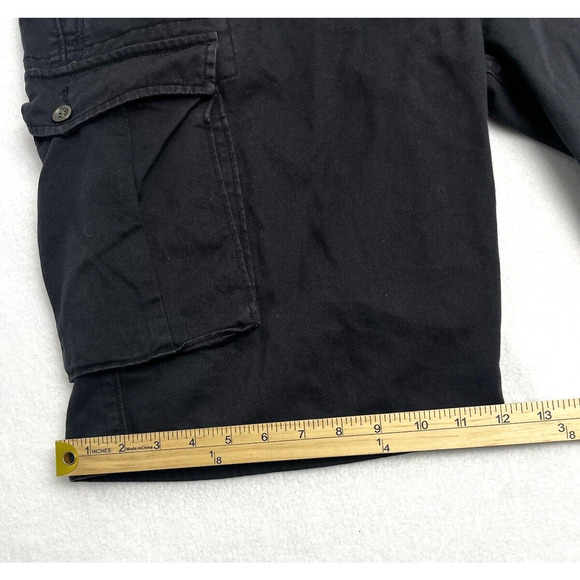 Levis Mens Cargo Shorts Size 40 Black Baggy Skater Y2K Grunge Flap Pockets - Picture 6 of 16